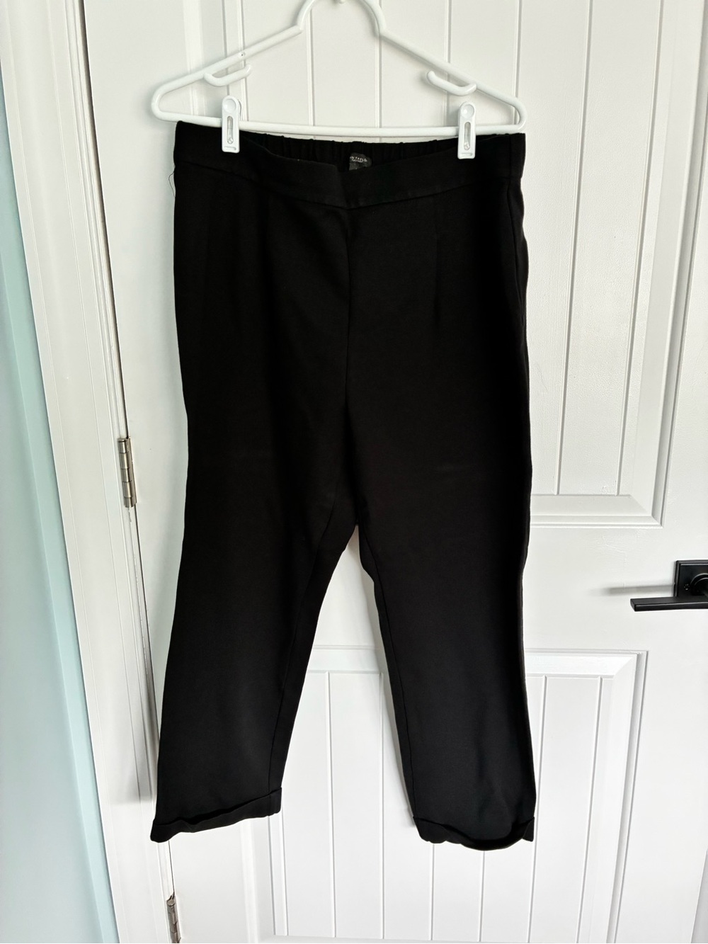 Ann Taylor Factory Women’s Black Dress Pants
